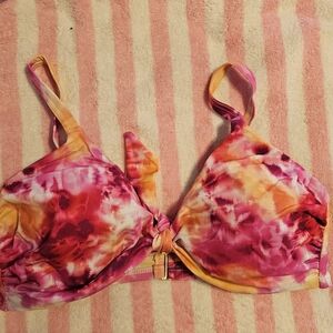 NWT bikini Top
